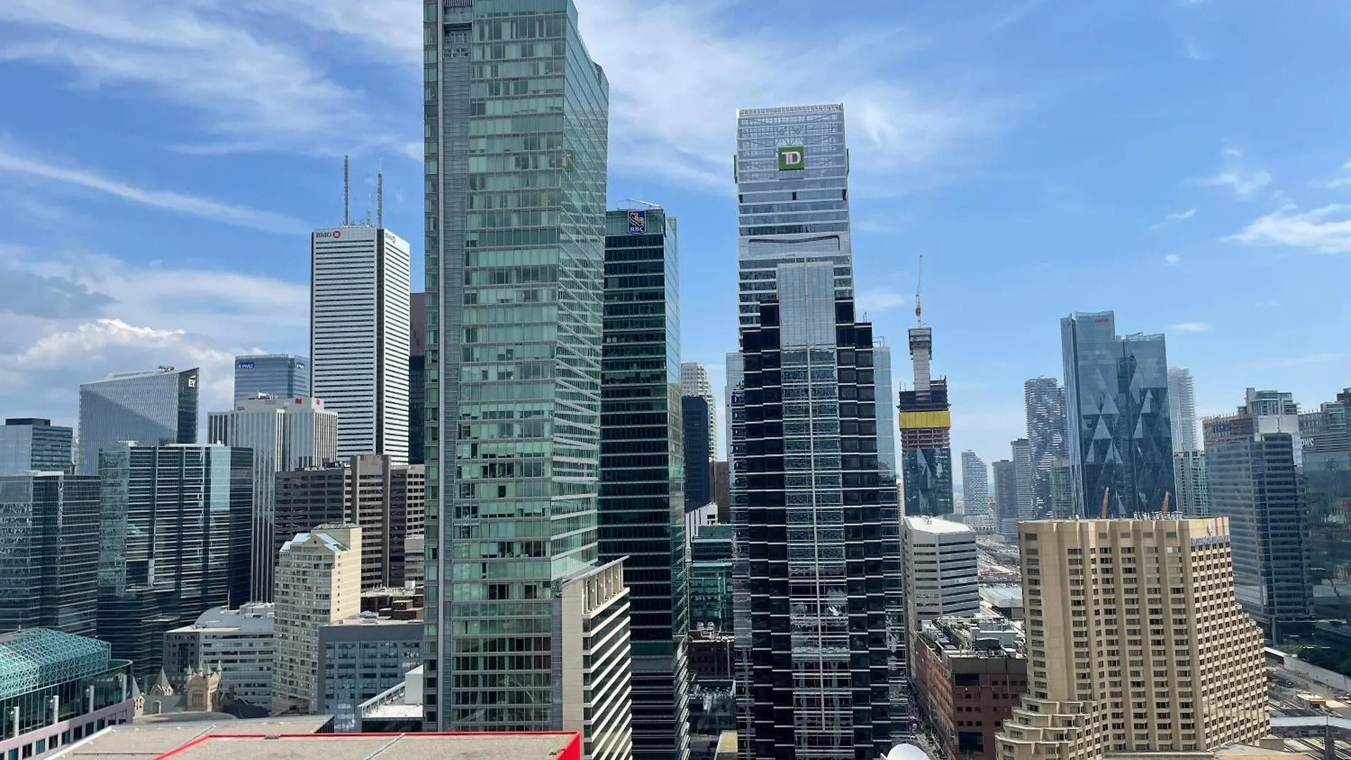 Downtown Suites With Pool And Free Parking Toronto